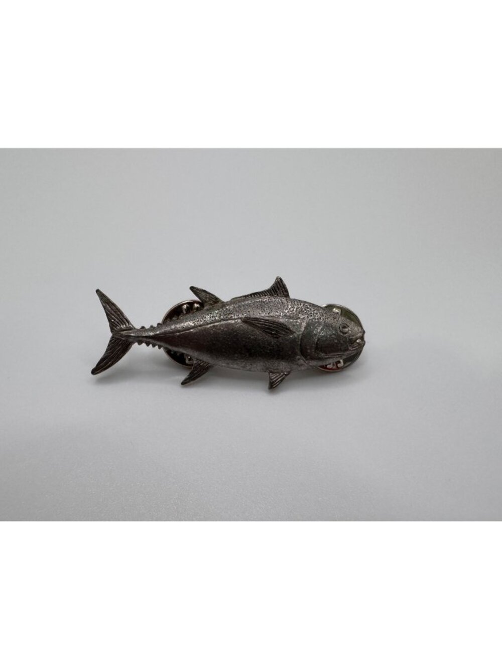 1990 GG Harris Fine Pewter Tuna Fish Lapel Pin Signed Vintage Silver Tone